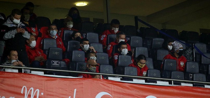 Kahramanlar A Milli Takım'ı yalnız bırakmadı! İşte Türkiye-Rusya maçından kareler