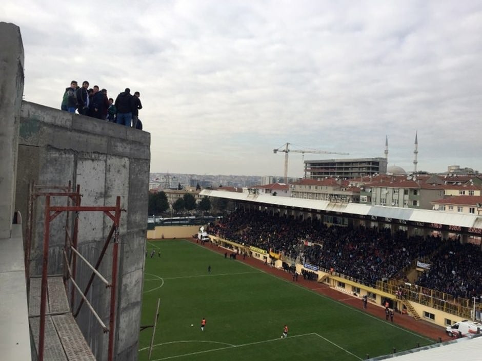 Beşiktaş taraftarı TT Arenaya böyle gitti