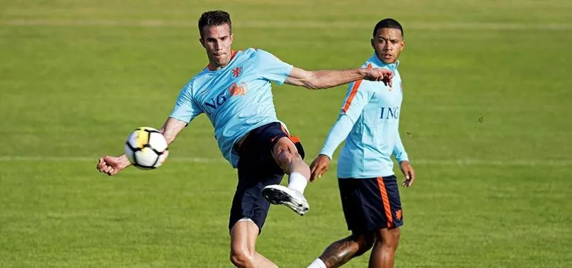 Robin van Persie 60 günde 1 sakat