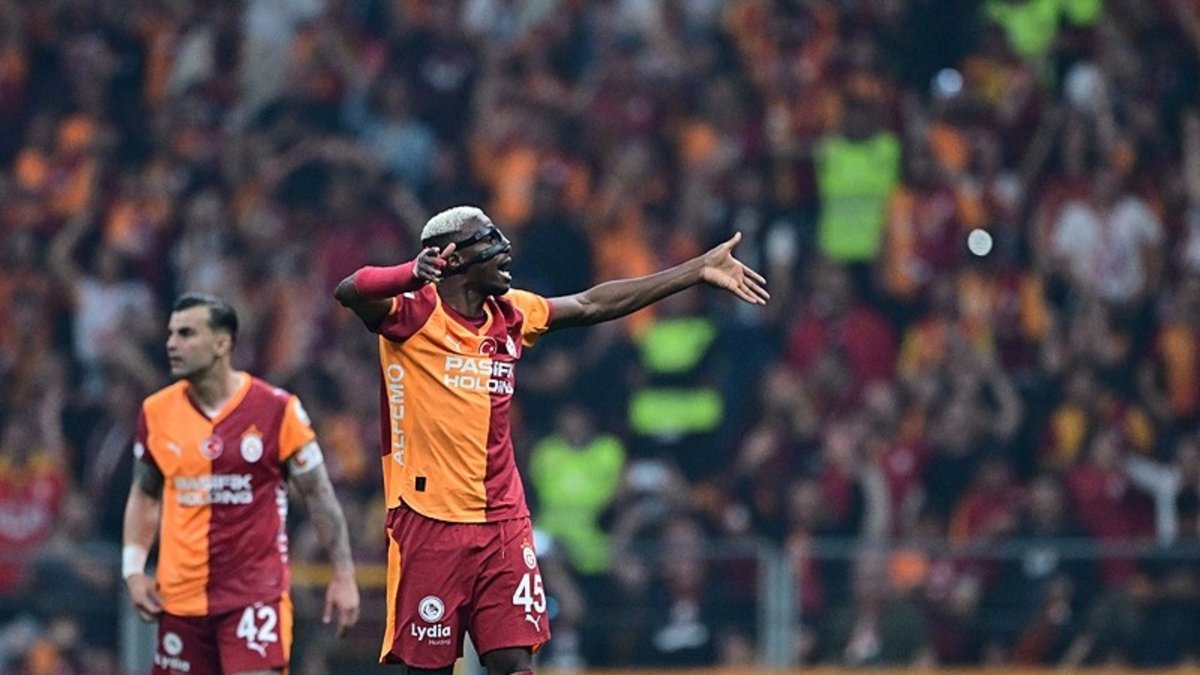 Victor Osimhen'den 26. şampiyonluk yorumu! Bu sözlerle mutluluğunu dile getirdi