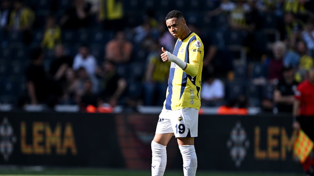 FENERBAHÇE HABERİ: Transferde sıcak gelişme! En-Nesyri ve Osimhen... FENERBAHÇE HABERİ: Transferde sıcak gelişme! En-Nesyri ve Osimhen...