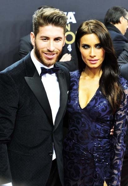 İşte ünlü futbolcuların eşleri veya sevgilileri