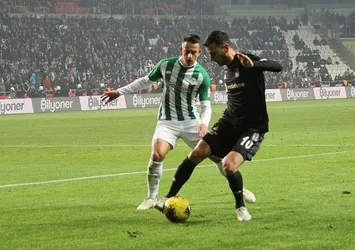 Ozi artık yokları oynuyor