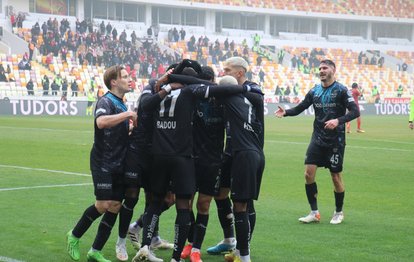 Sivasspor 1-2 Adana Demirspor MAÇ SONUCU-ÖZET Mavi Şimşekler Sivas’ı devirdi!