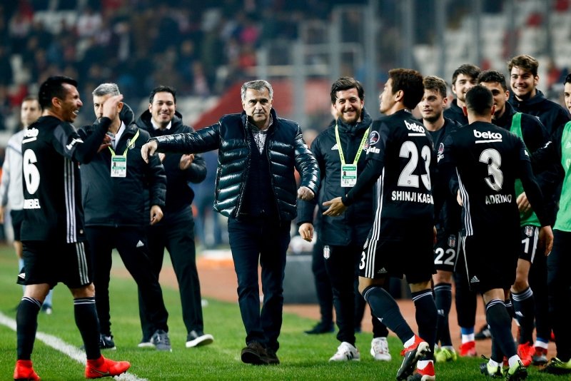 Kagawa’dan olay açıklama! Sezon sonunda...