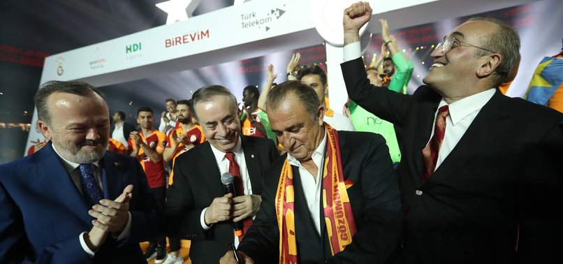 Galatasaray'dan Fatih Terim'e 5 yıllık imza!