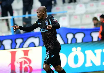 Nwakaeme Nijerya’yı sallıyor