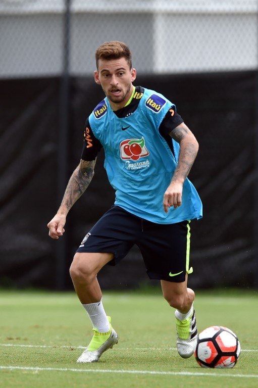 Lucas Lima’ya Neymar engeli!