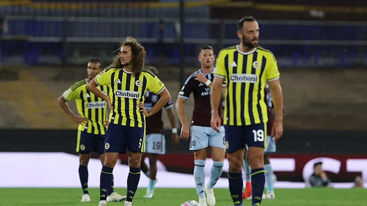 Fenerbahçe İngiltere'de farklı yenildi! Temsilcimiz, Aston Villa'ya 6-0 mağlup oldu | İŞTE MAÇIN ÖZETİ