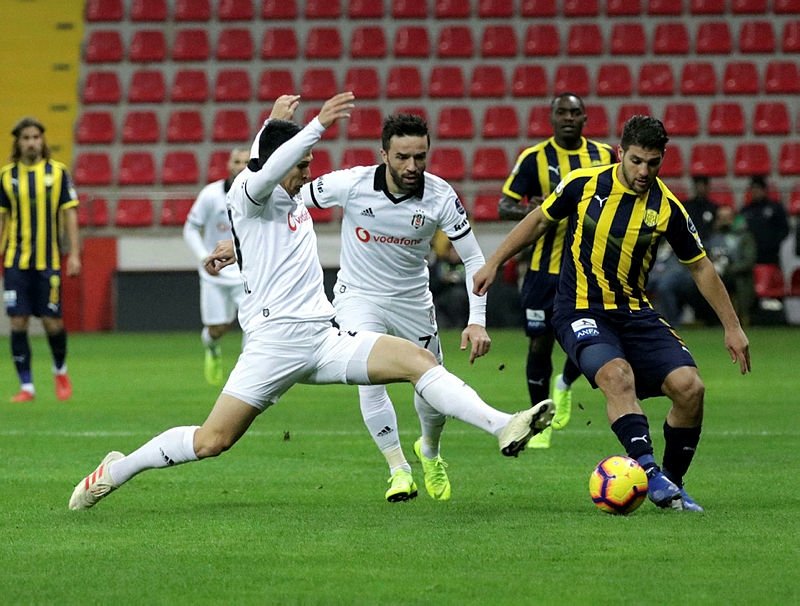 Beşiktaş’a sürpriz Portekizli!
