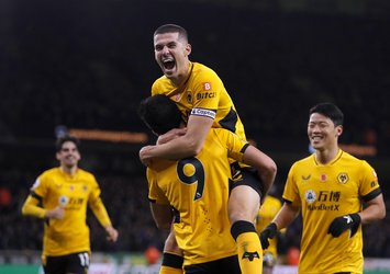 Wolves evinde Everton'ı devirdi!