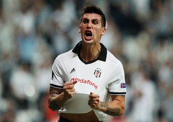 Beşiktaş savunmada istikrar sağlayamadı