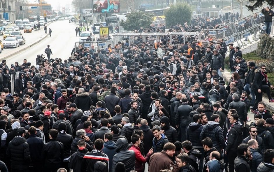 Beşiktaş taraftarı TT Arenaya böyle gitti