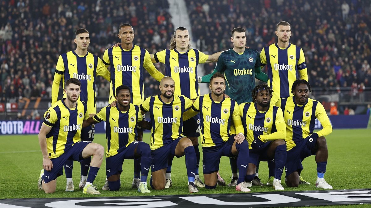 TRANSFER HABERLERİ | Fenerbahçeli o isim Çizme yolcusu! Teklifin miktarı belli oldu TRANSFER HABERLERİ | Fenerbahçeli o isim Çizme yolcusu! Teklifin miktarı belli oldu