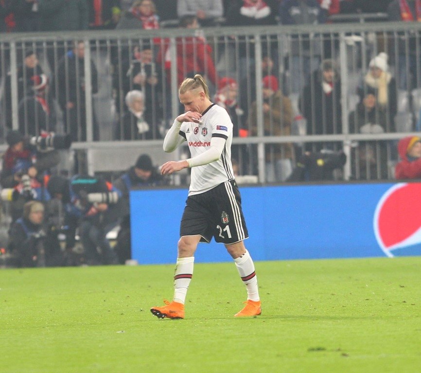 Vida gözyaşlarını tutamadı