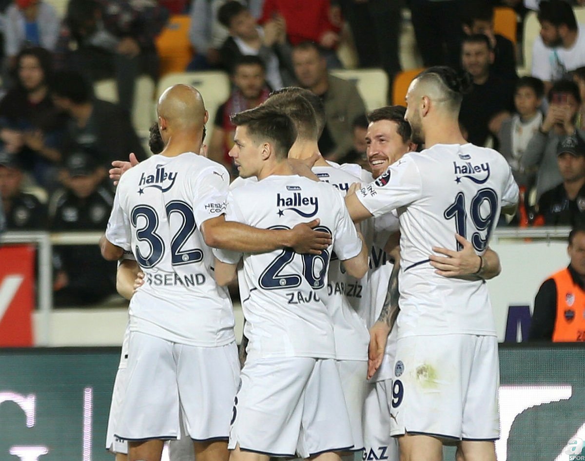 FENERBAHÇE HABERLERİ - Jorge Jesus 2.5 ay takımı izledi! O bölgelere takviye şart dedi