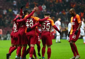 G.Saray'da yıldız isim sakatlandı! İlk açıklama geldi