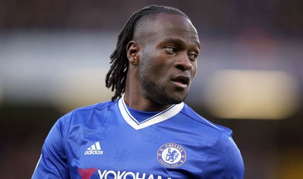 Sağ beke son aday Victor Moses