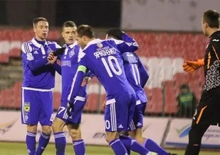 Dinamo Kiev farklı kazandı
