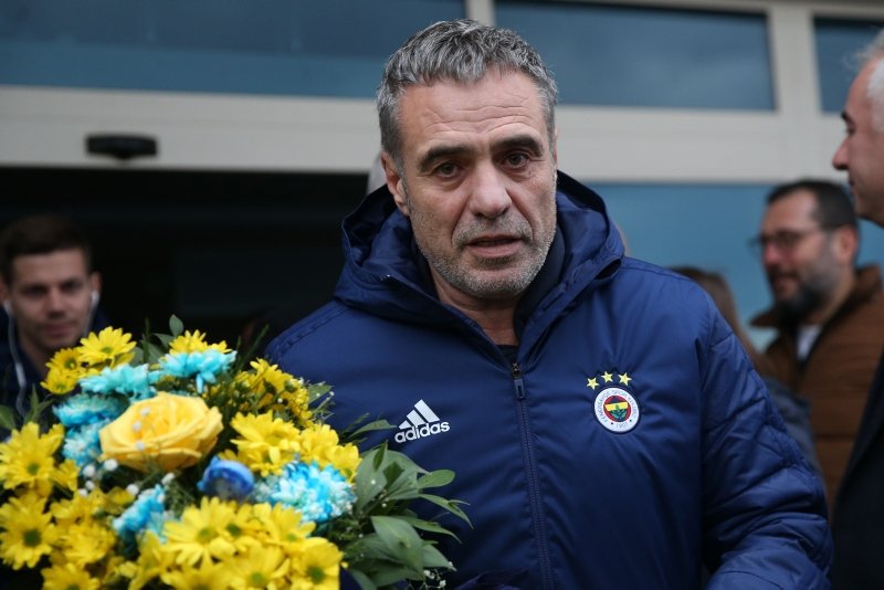 Fenerbahçe’de ilk yolcu belli oldu