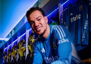 F.Bahçe Ederson'un lisansını çıkardı!