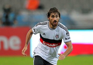 Veli Kavlak futbolu bıraktı!