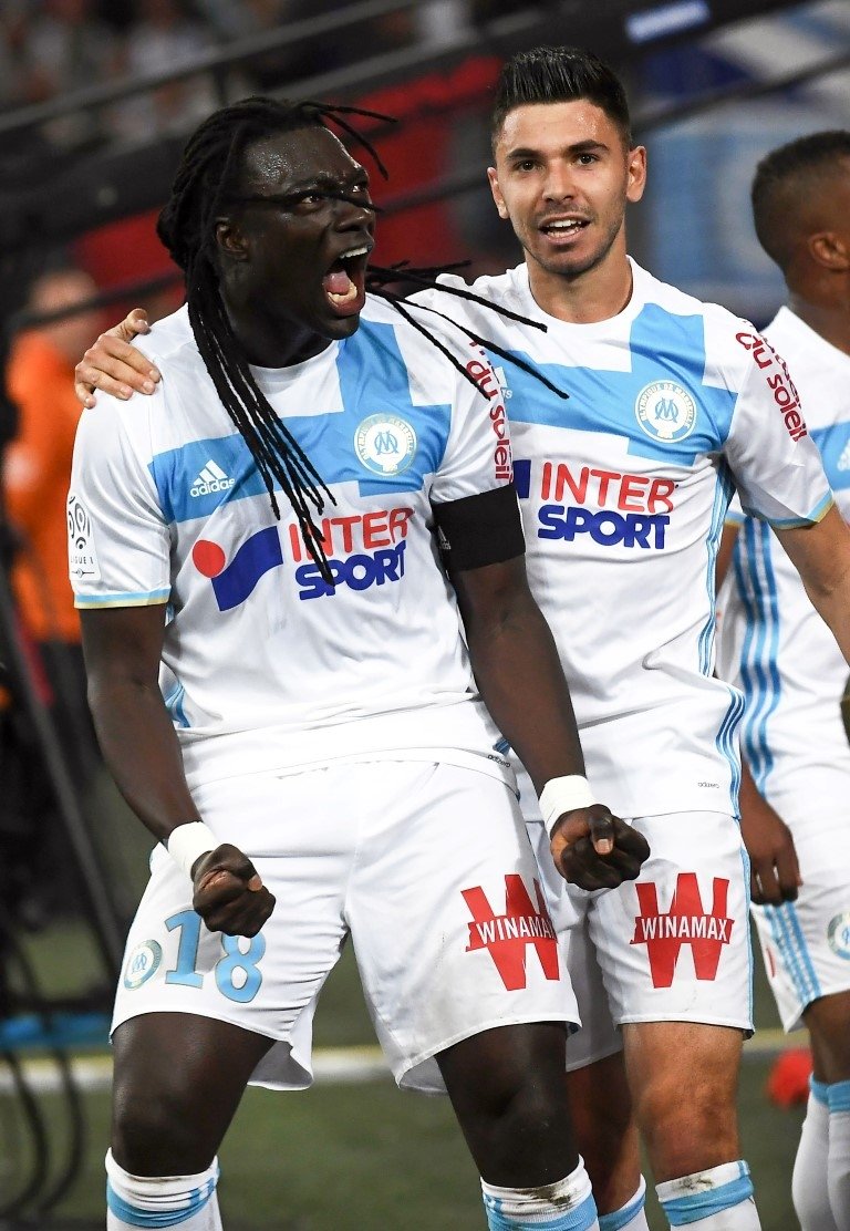 Galatasaray, Gomis’i bitiriyor