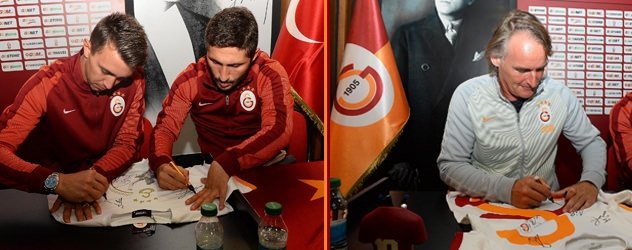 Galatasaray, taraftarlarla buluştu