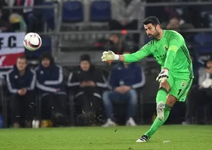Fenerbahçe'de Volkan Demirel kararı verildi