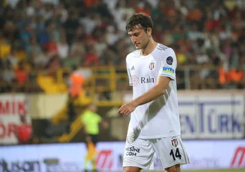 Beşiktaş'ta genç oyuncu özür diledi