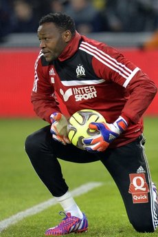 Mandanda, Marsilya'ya döndü