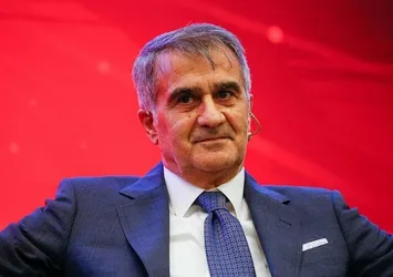 Güneş tribündeydi
