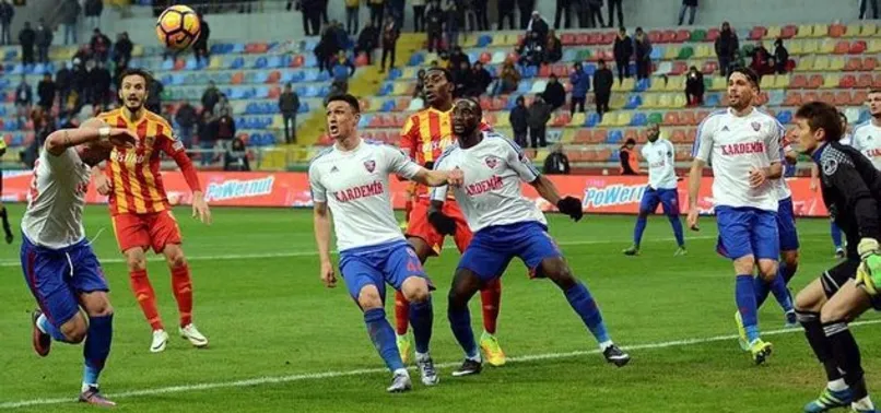 Kayserispor evinde Karabükspor'u üzdü