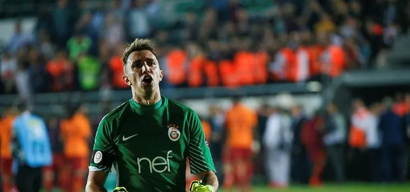 Fernando Muslera Fatih Terim'le coştu