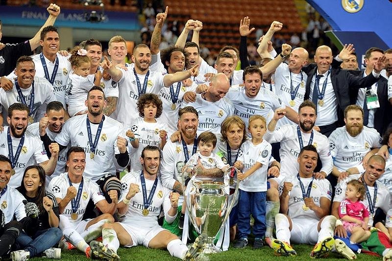 Şampiyonlar Ligi finalinde Türk bayrağına çirkin müdahale!