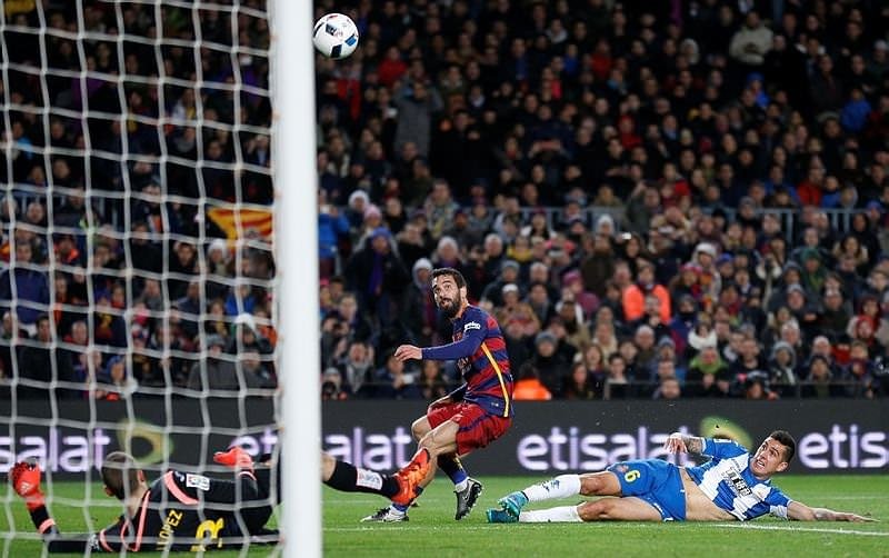 Arda Turan’ın Barcelona’daki ilk maçında olay