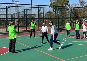 Başkan Erdoğan ile Hidayet Türkoğlu basketbol oynadı