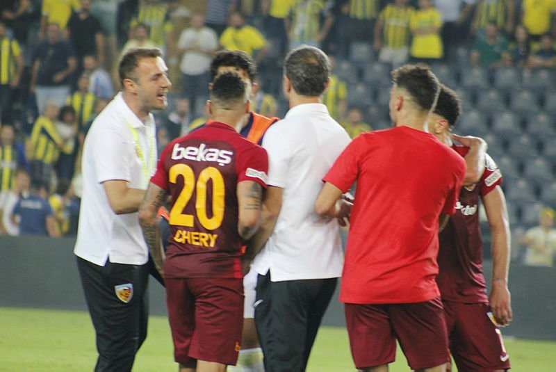 Spor yazarları Fenerbahçe - Kayserispor maçını yorumladı