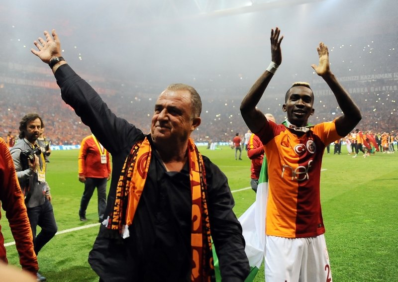 Galatasaray şampiyonluğu böyle kutladı! İşte görüntüler