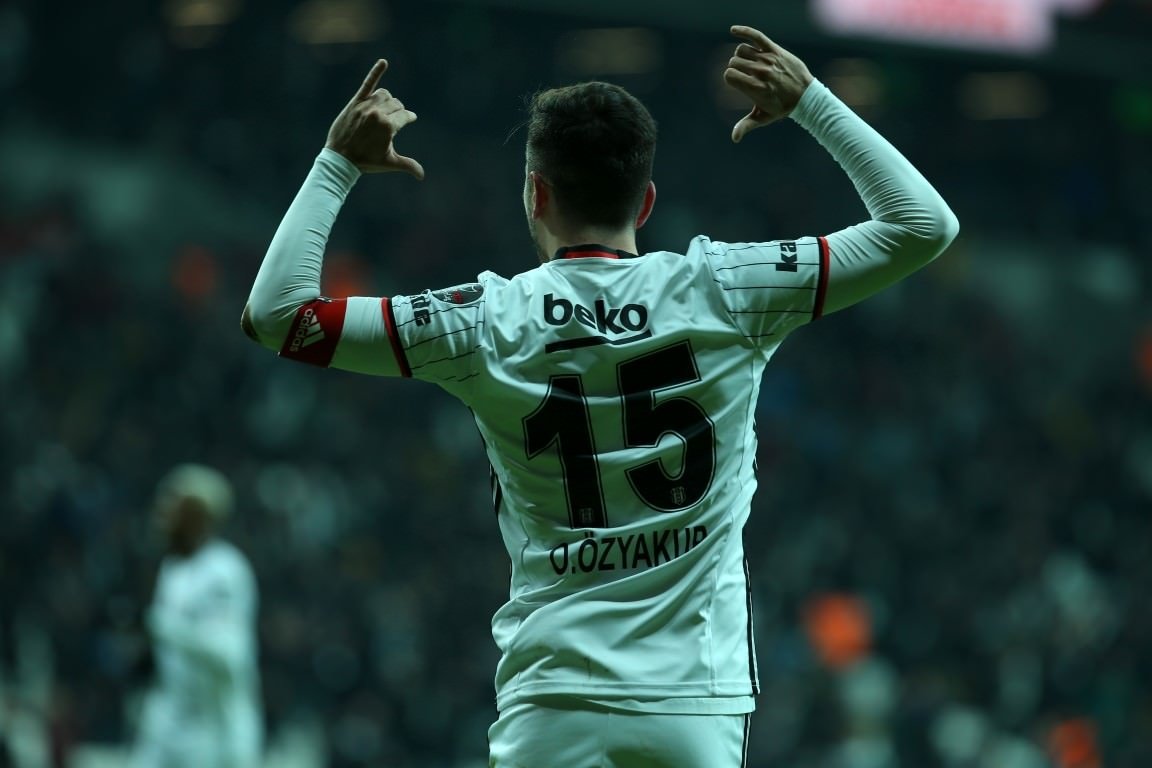 Oğuzhan Özyakup’u izlemeye geliyorlar