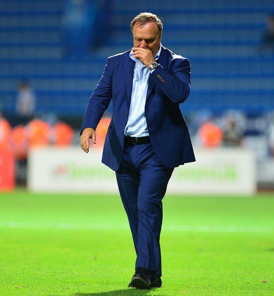 Advocaat 4 yıldızın üstünü çizdi