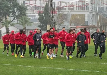 Samsunspor'da Trabzonspor mesaisi!