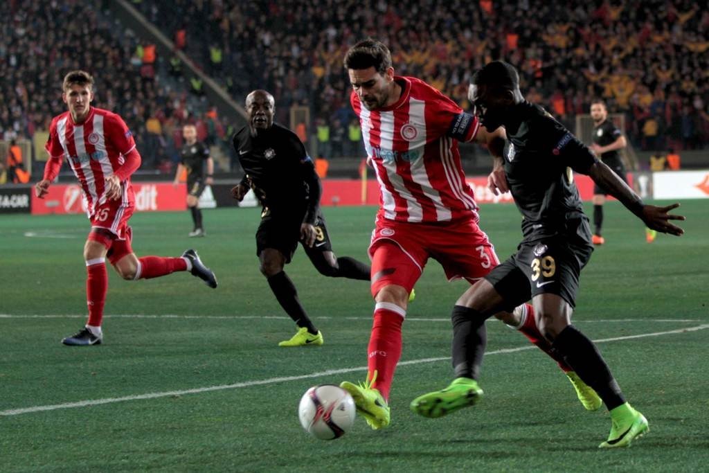 Osmanlıspor - Olympiakos maçından kareler