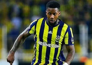 Lens, Alex de Souza'yı yakaladı