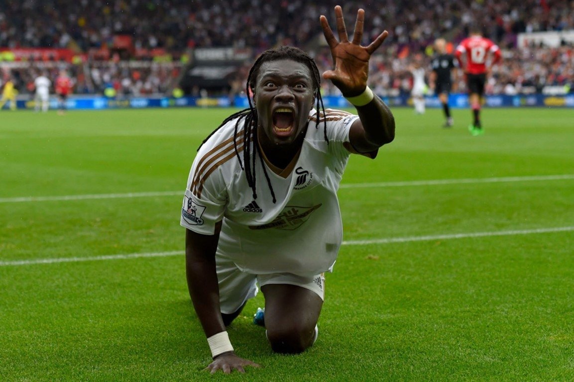 Galatasaray Bafetimbi Gomis ile anlaştı