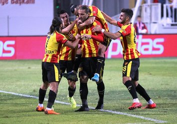 Göztepe'de milli sevinç