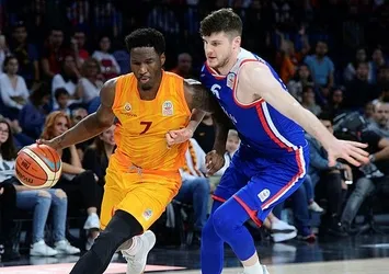Efes Galatasaray'ı deplasmanda devirdi