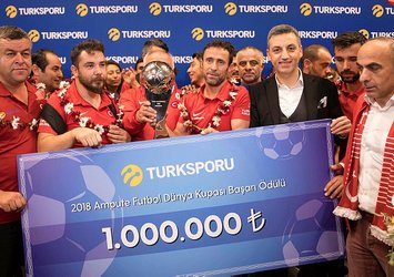 Ampute Futbol Milli Takımı’na 1 milyon TL ödül