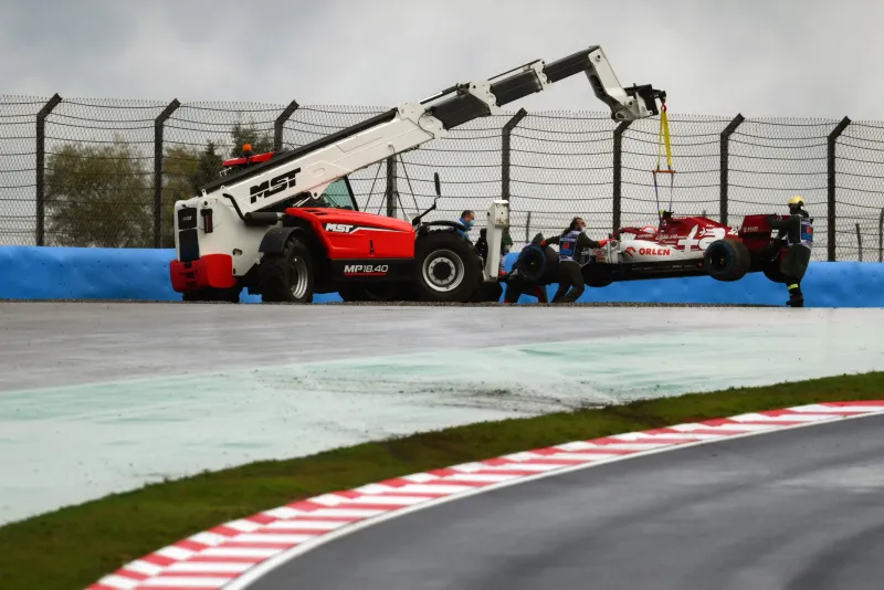 Formula 1 İstanbul Grand Prix'sinde kazanan Lewis Hamilton! Michael Schumacher'in rekorunu egale etti - 4