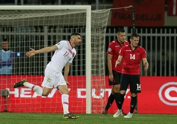 Burak Yılmaz golle döndü!